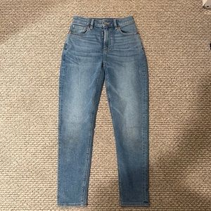 American eagle mom jean